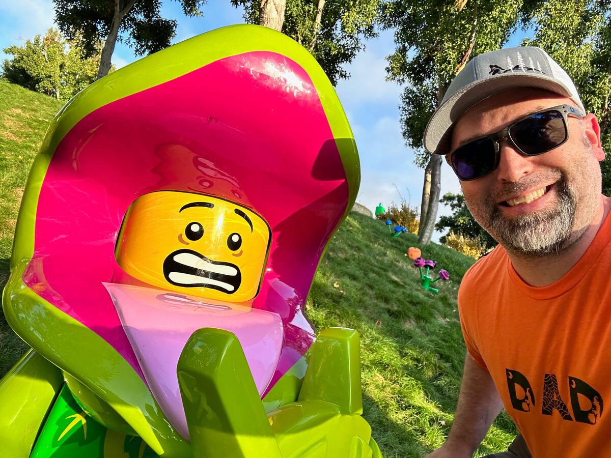 Is that plant alive!: Fun Town